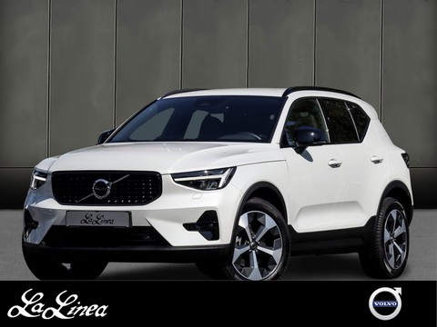 Volvo XC40 2.2 B3 (B) Plus Dark 530