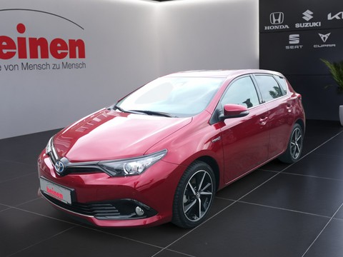 Toyota Auris 1.8 Team D