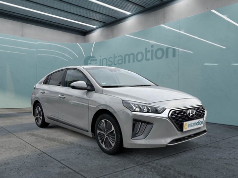 Hyundai IONIQ PLUG IN STYLE