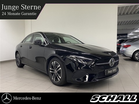 Mercedes-Benz A 180 PREMIUM SPURASS