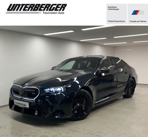 BMW M5 Limousine Carbon M Drivers Package B&W DA Prof PA Prof Komfortzgn