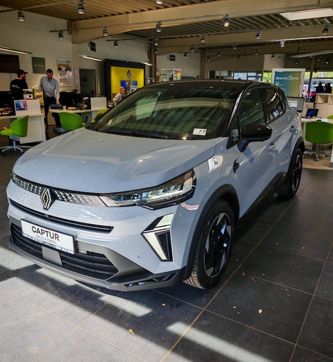 Renault Captur Techno Mild Hybrid 160