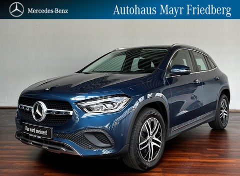 Mercedes-Benz GLA 200 PROGRESSIVE MBUX AMBIENTE