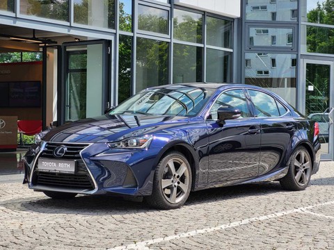Lexus IS 300 h