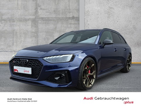 Audi RS4 Avant competition plus Schalensitze