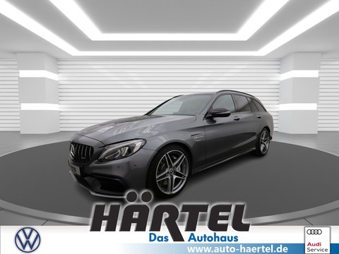 Mercedes-Benz C 63 AMG 4.0 T V8 BITURBO SPEEDSHIFT PERFORMANC