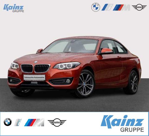 BMW 220 i Coupe Sport Line Driving