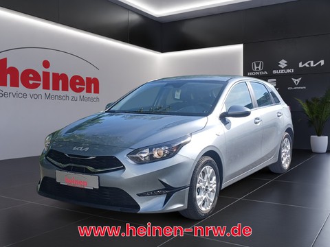 Kia cee'd undefined
