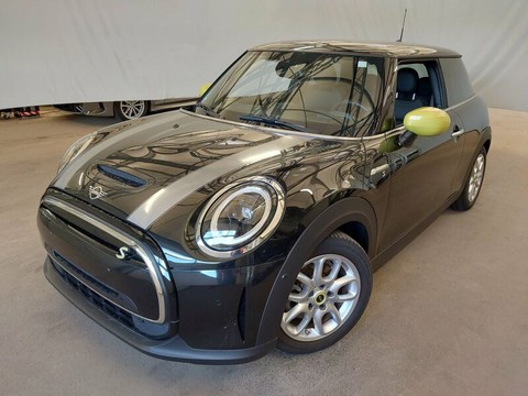 MINI Cooper S E 3T Electric Trim H&K